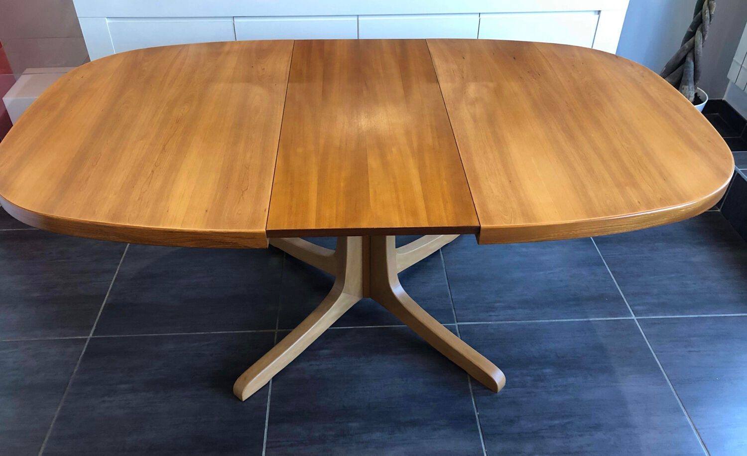 Vintage Baumann extendable table 1970s
