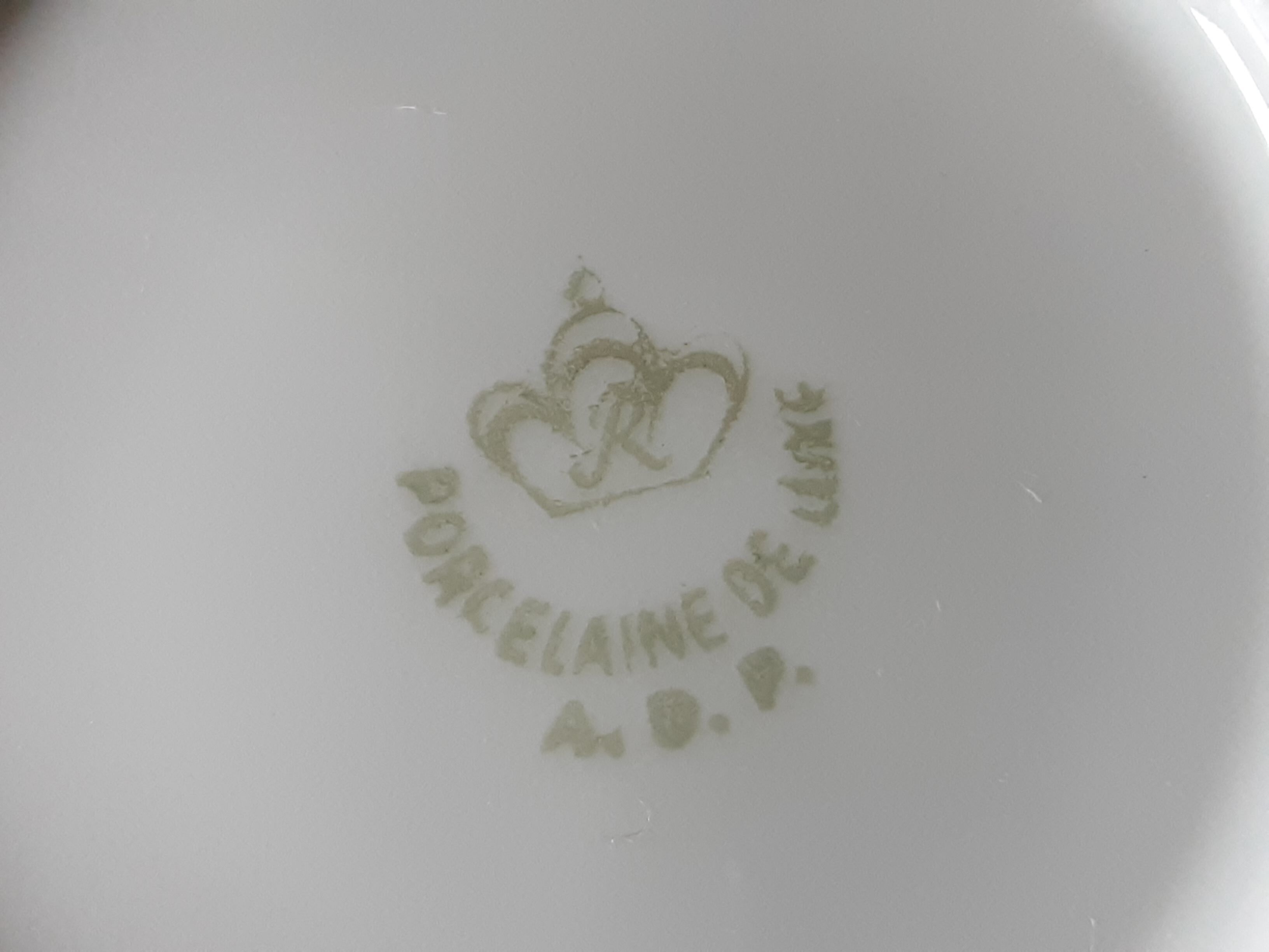 Lot de 6 coupelles  porcelaine de luxe