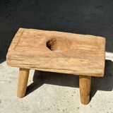 Side table in blond teak openwork tray