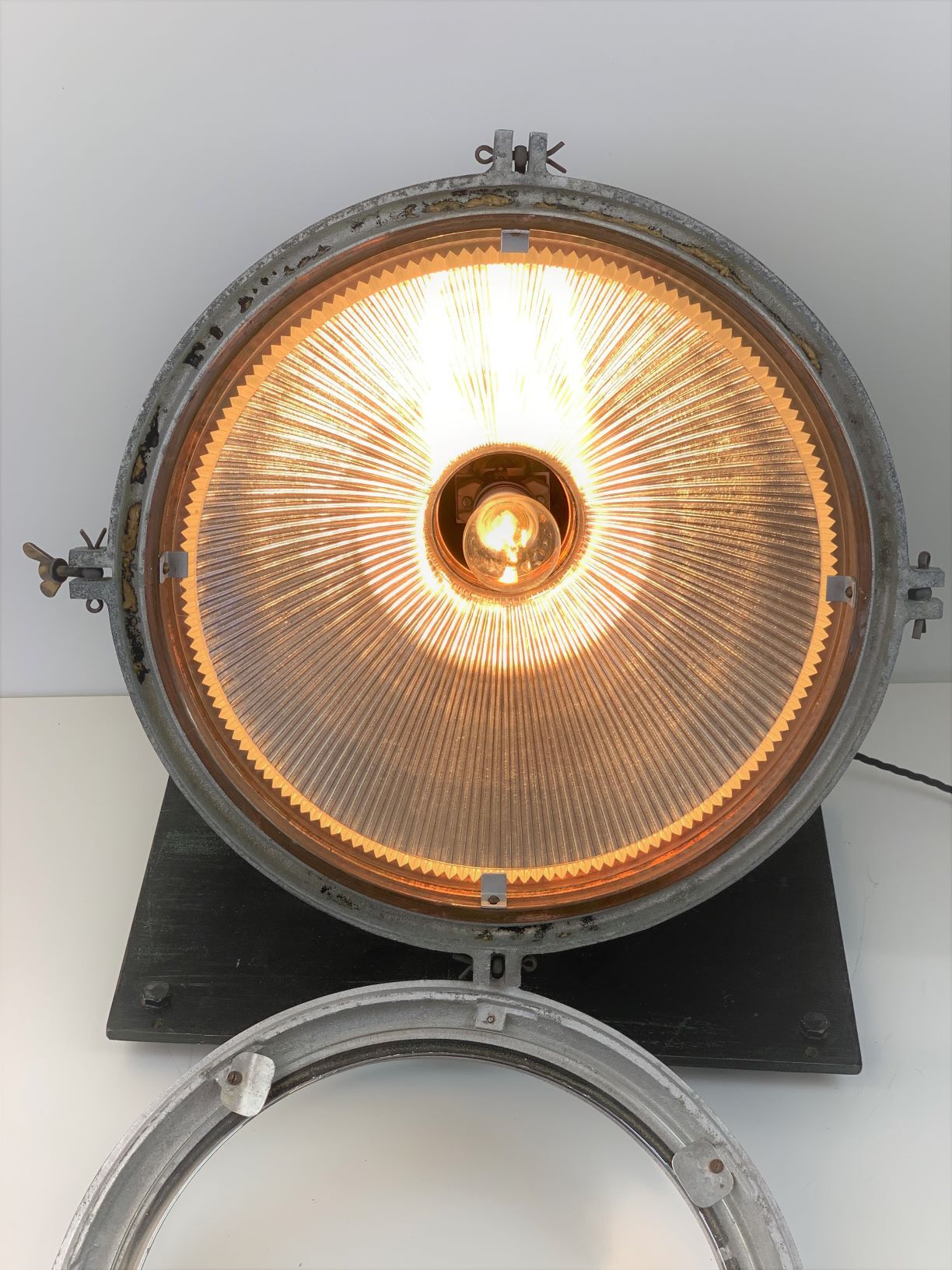 Former holophane projector lamp 1940