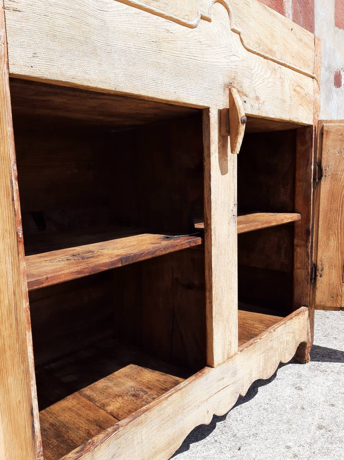 Basque sideboard 18th century