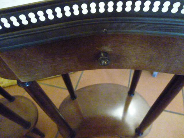 Pair of Antique Louis XVI Style Bean-Shaped Bedside Tables - Marble Top