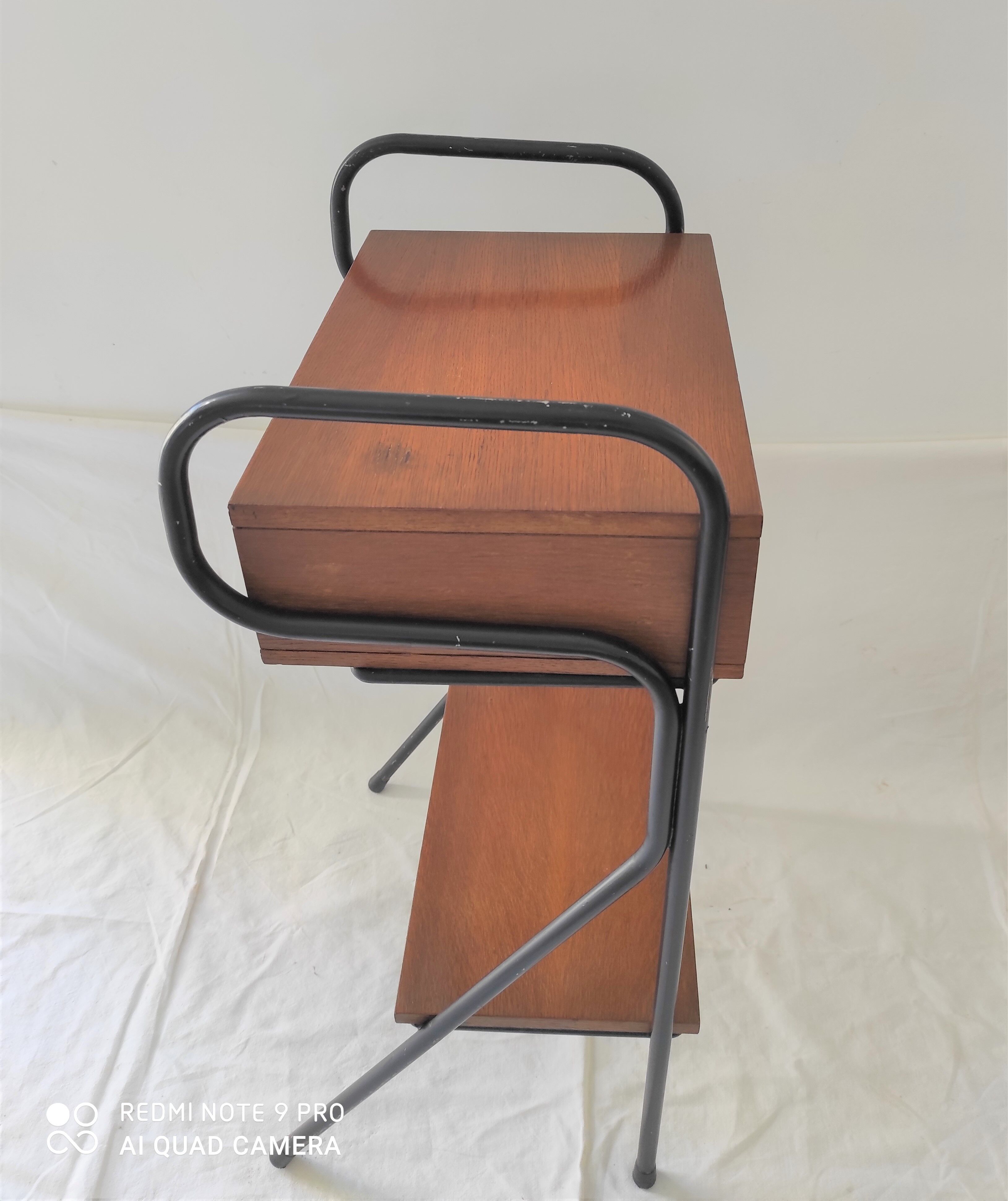 Beside with tiroir years 50