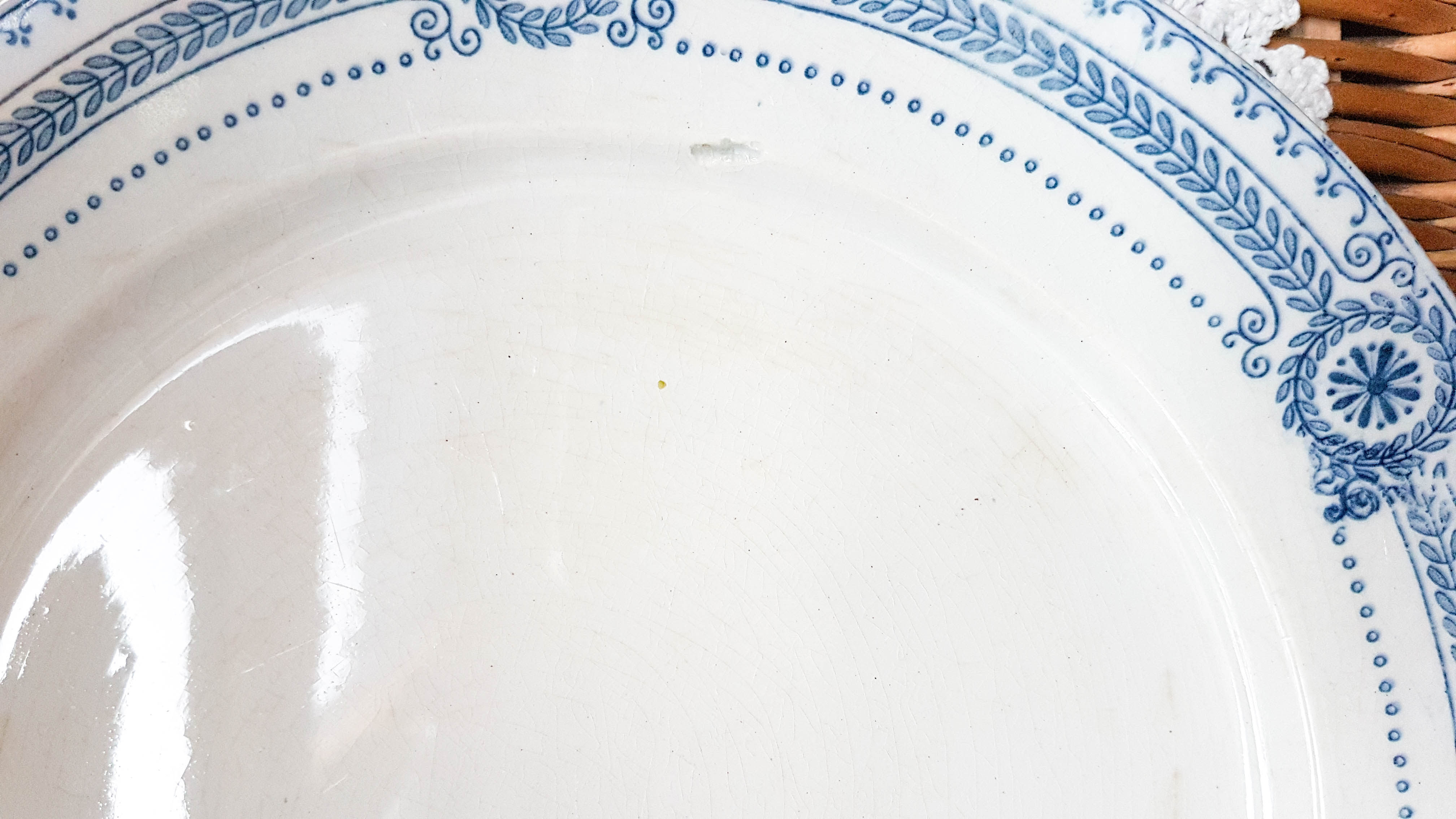 Lot of 4 blue plates "carina" U&C Sarreguemines Terre de Fer