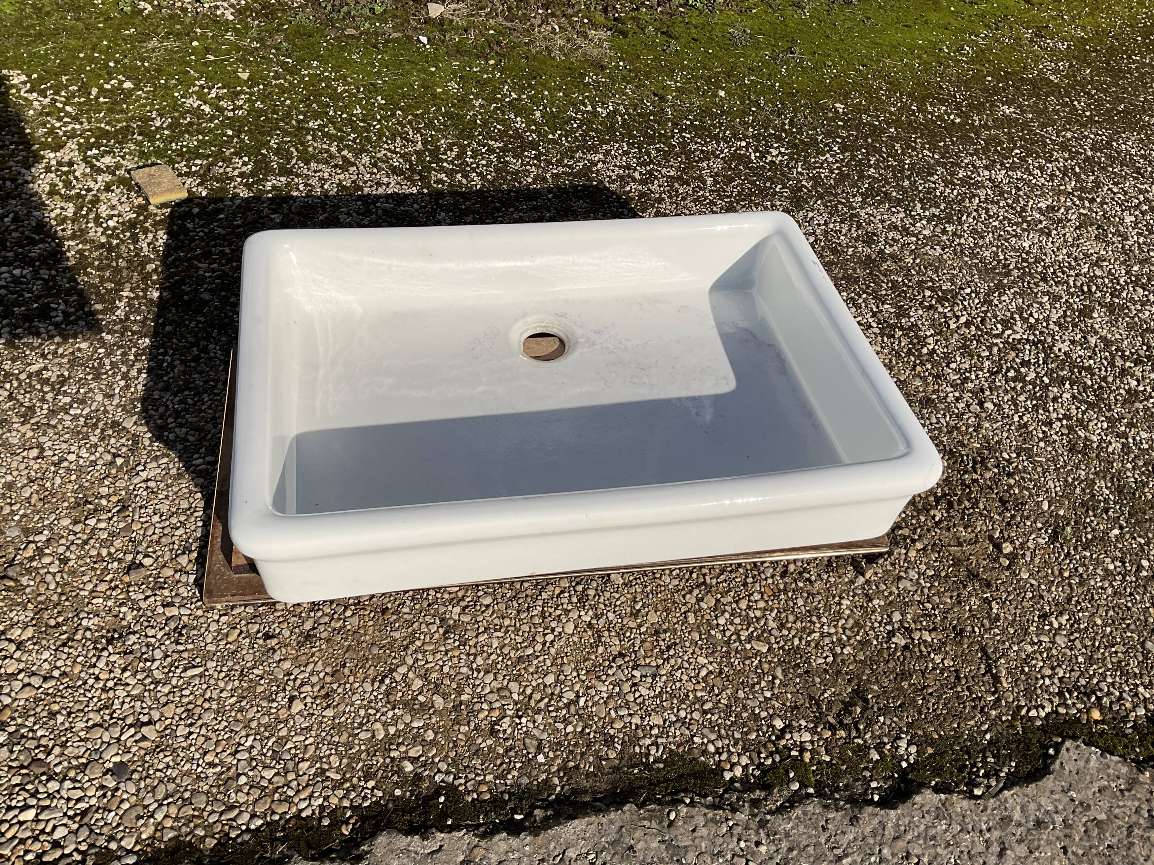 Washbasin