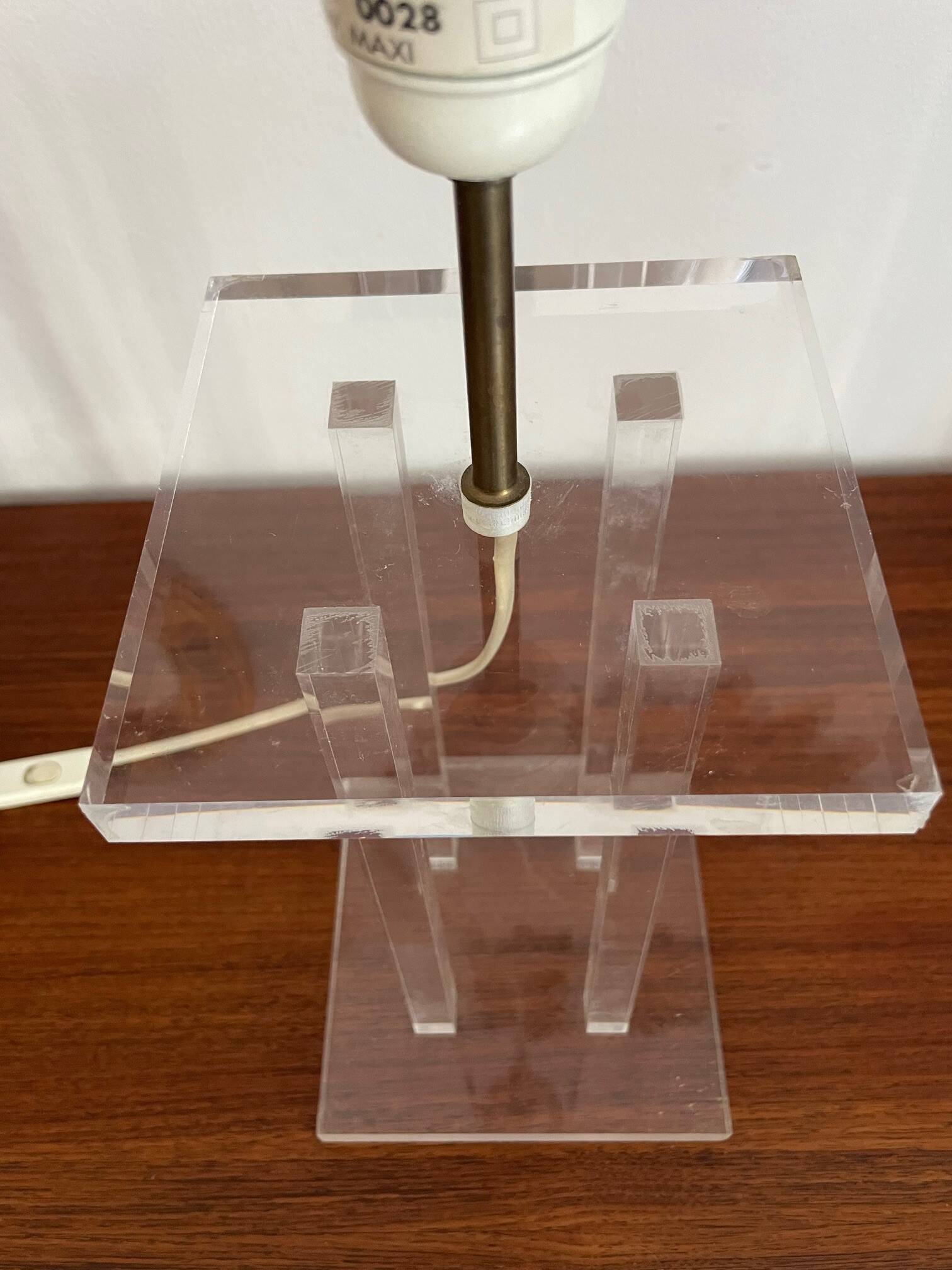 Vintage lamp by David Lange, crystal model in plexiglass.