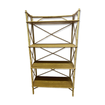 Rattan shelf with 4 tiers, in excellent condition.