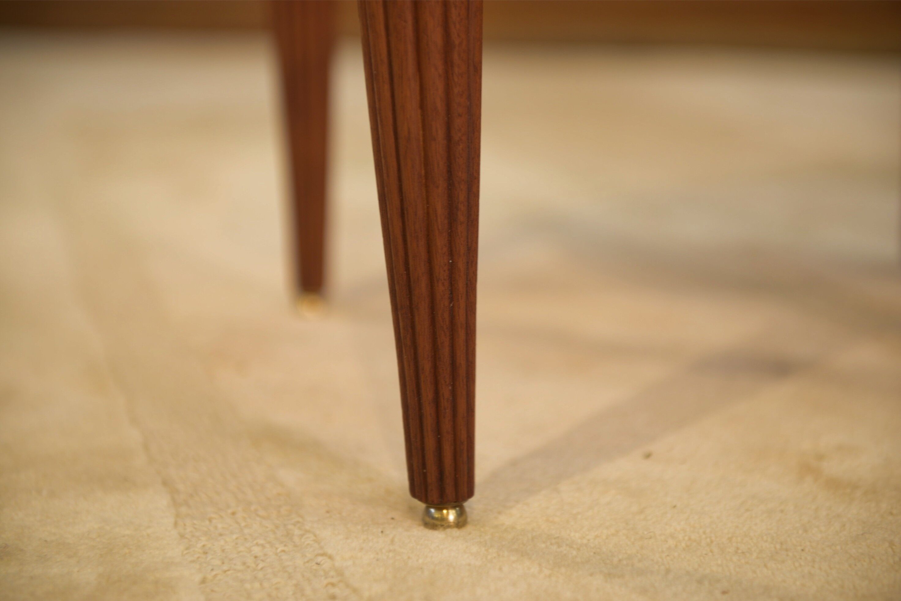 Mahogany gueridon with marquetry attributed to Maurice Dufrêne, 1930s.