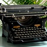 Underwood typewriter 12