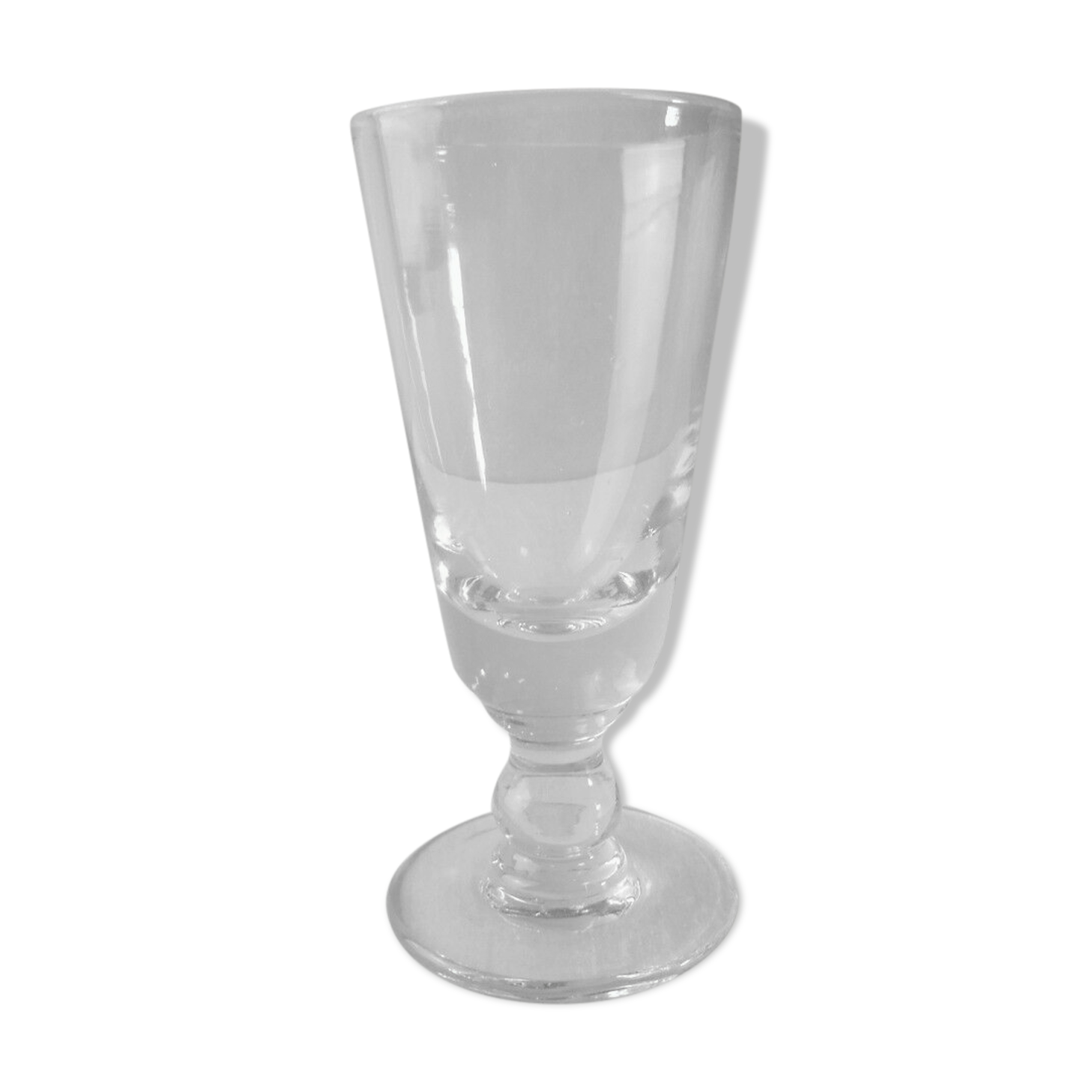 Old wormwood glass in molded glass, in thick glass