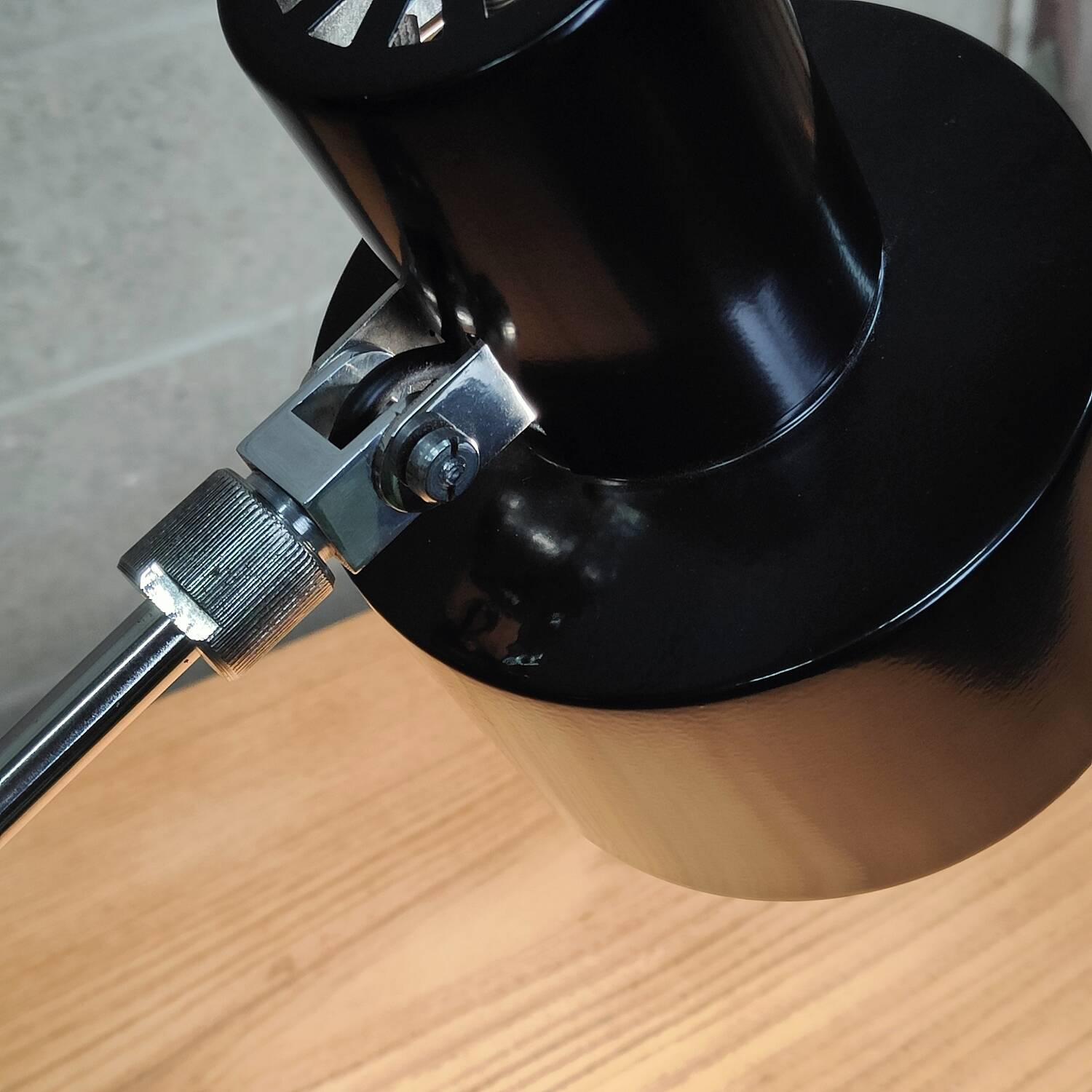 Vise lamp restored by Jan Suchan for Elektrosvit Czech Republic