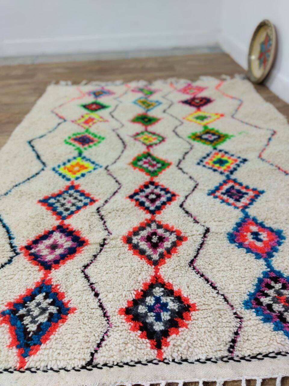 Handcrafted Moroccan Berber Rug 197 X 153 CM