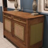 Low country sideboard, solid wood, stylized, late 18th century.