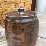 Pot and its lid in glazed stoneware