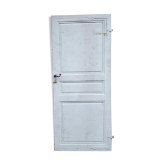 Porte ancienne patine grise