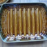 5 asparagus plates, 1 Sarreguemines dish L1 / 200106