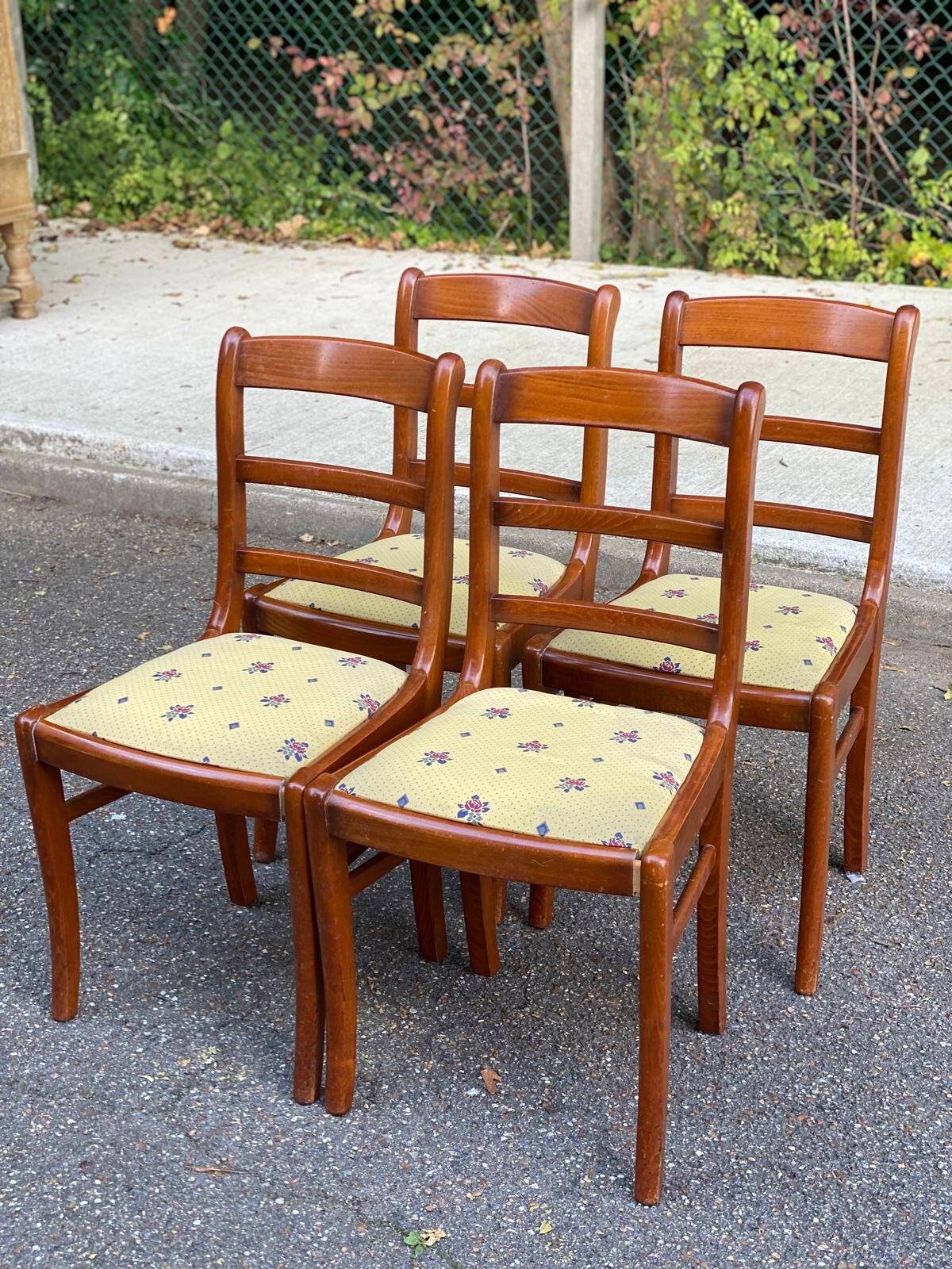 4 chaises en bois massif et tissu jaune fleurs Louis Philippe