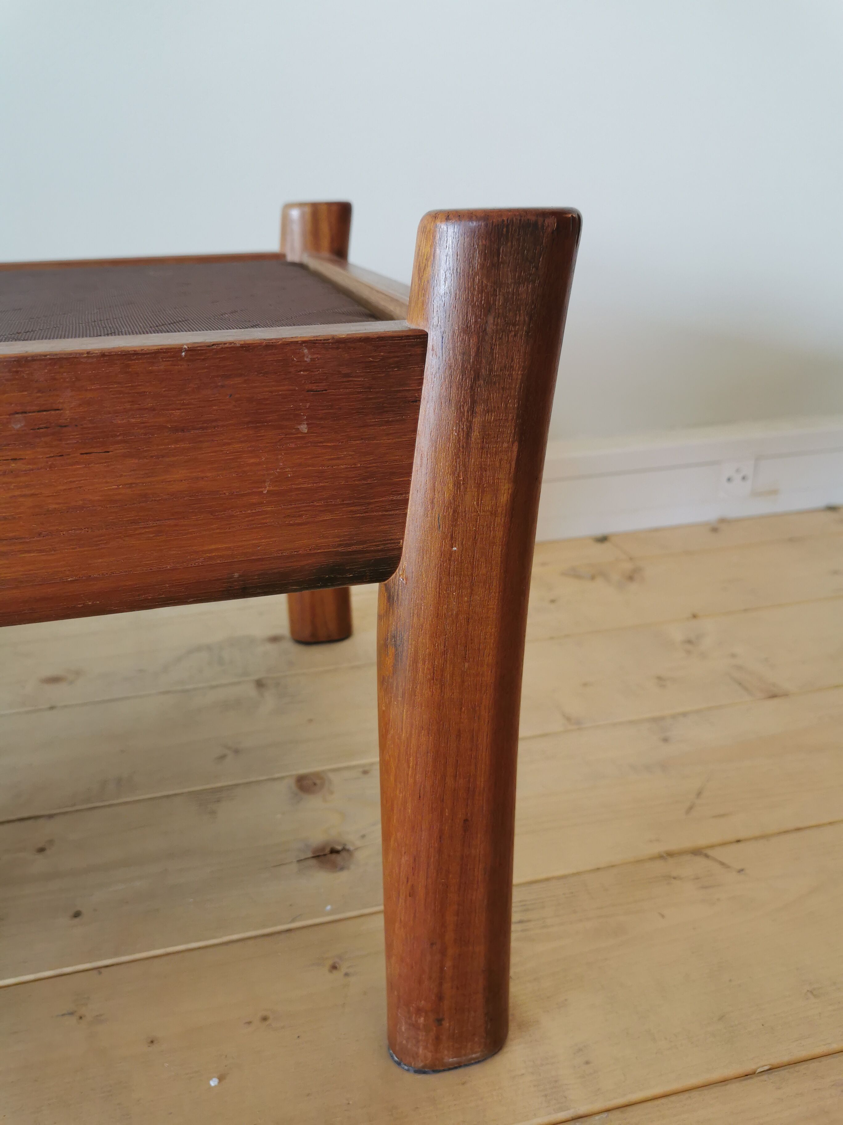 Pair of Dyrlund leather footrest 60s leather