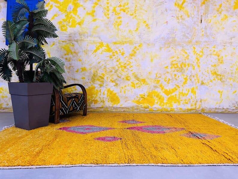 Handmade natural wool rug, size 150 x 260 cm