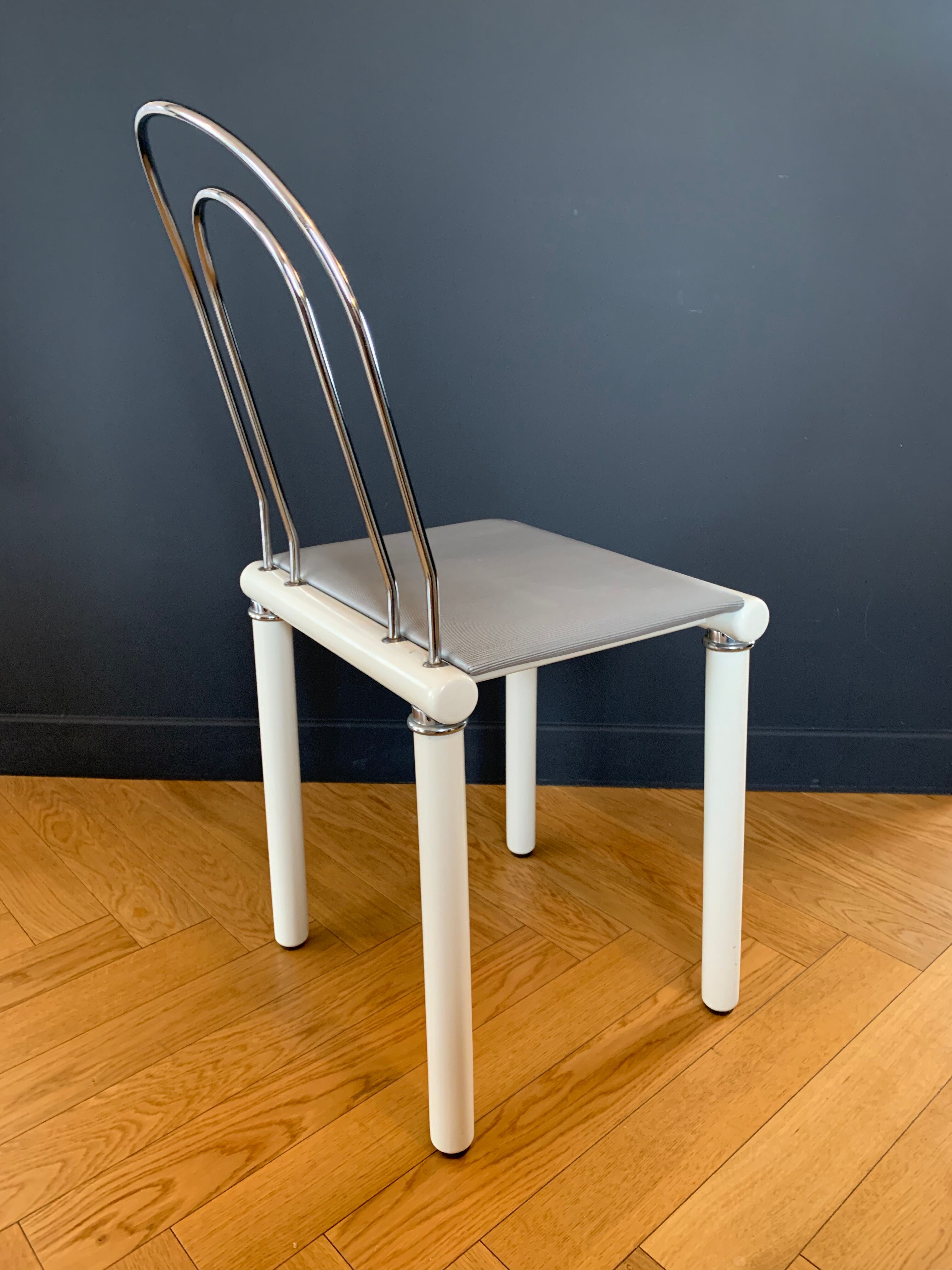 Vintage Italian post-modernist chairs 1980