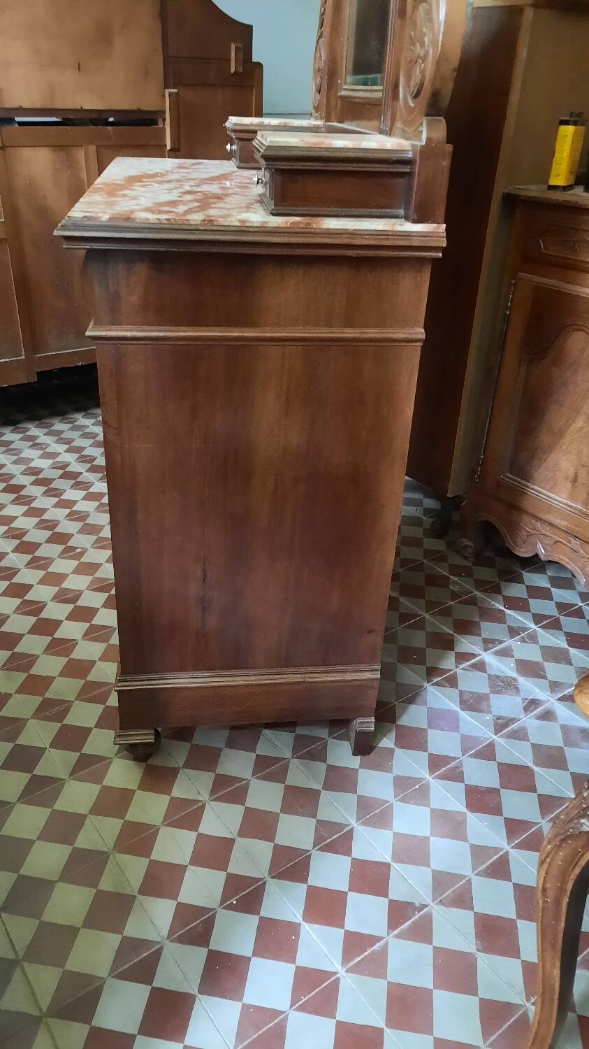 Dressing table chest of drawers