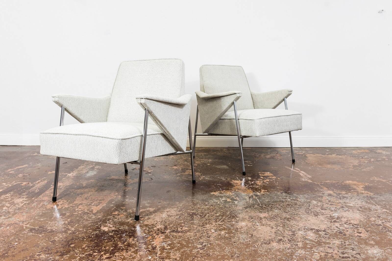 Vintage metal armchairs “Bat” by Wchód Zadziele, Poland, 1960s