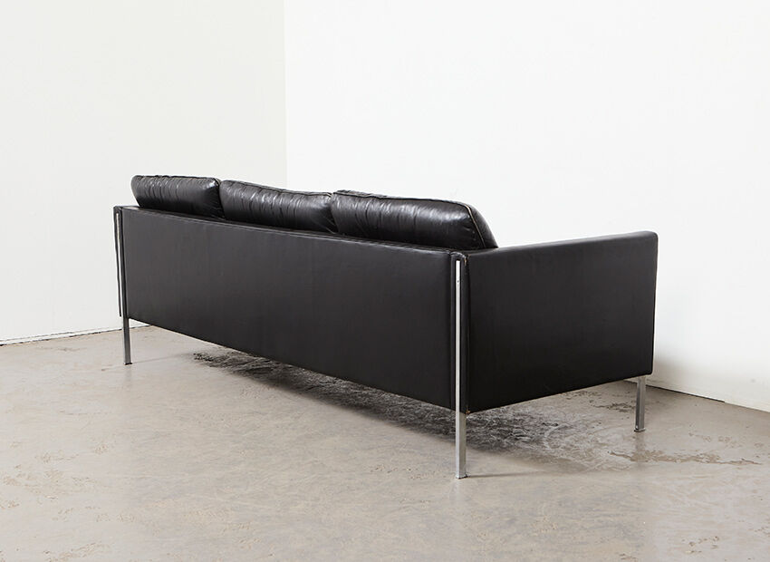 Pierre Paulin 442 sofa for Artifort 1962