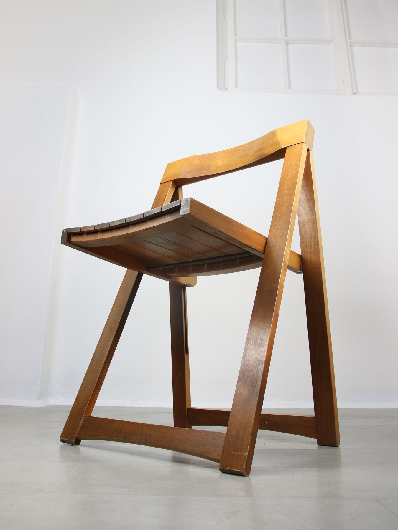 Vintage folding chair