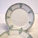 5 assiettes à dessert ancienne de chez Moulins des loups en bon état