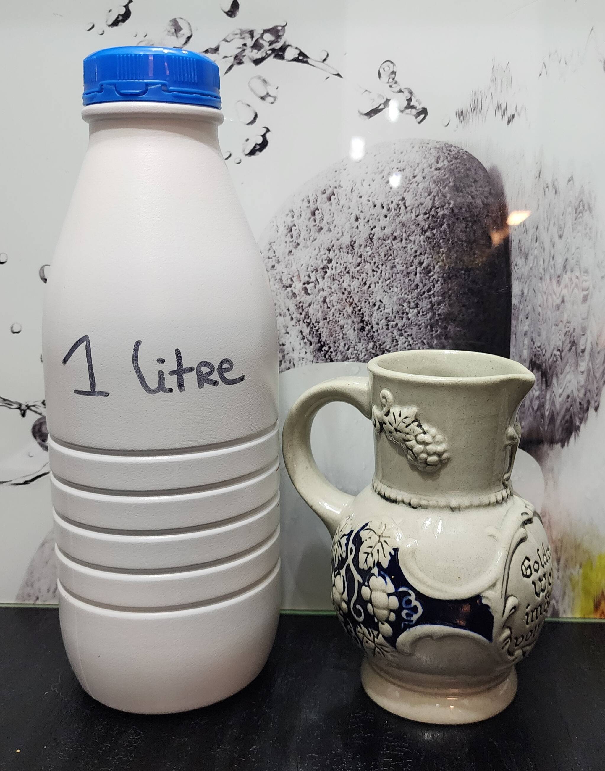 Vintage wine jug in German Westerwald stoneware 1/4L — "golden wine..."