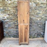 Red cloakroom 1 door