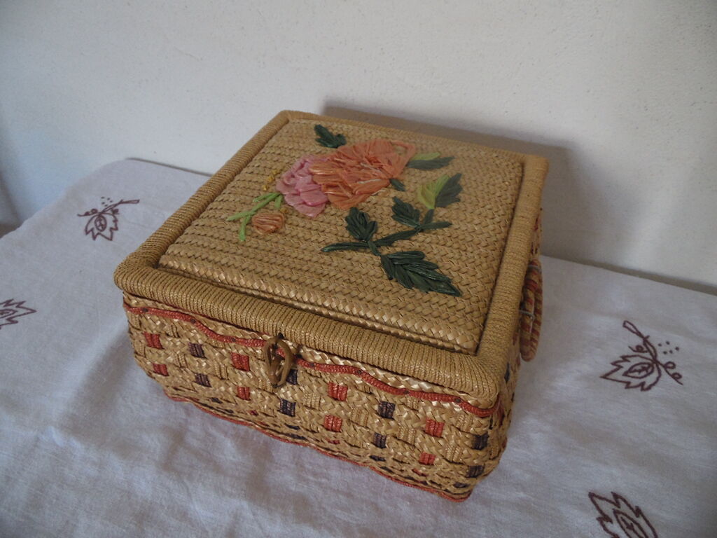 Straw and raffia sewing basket