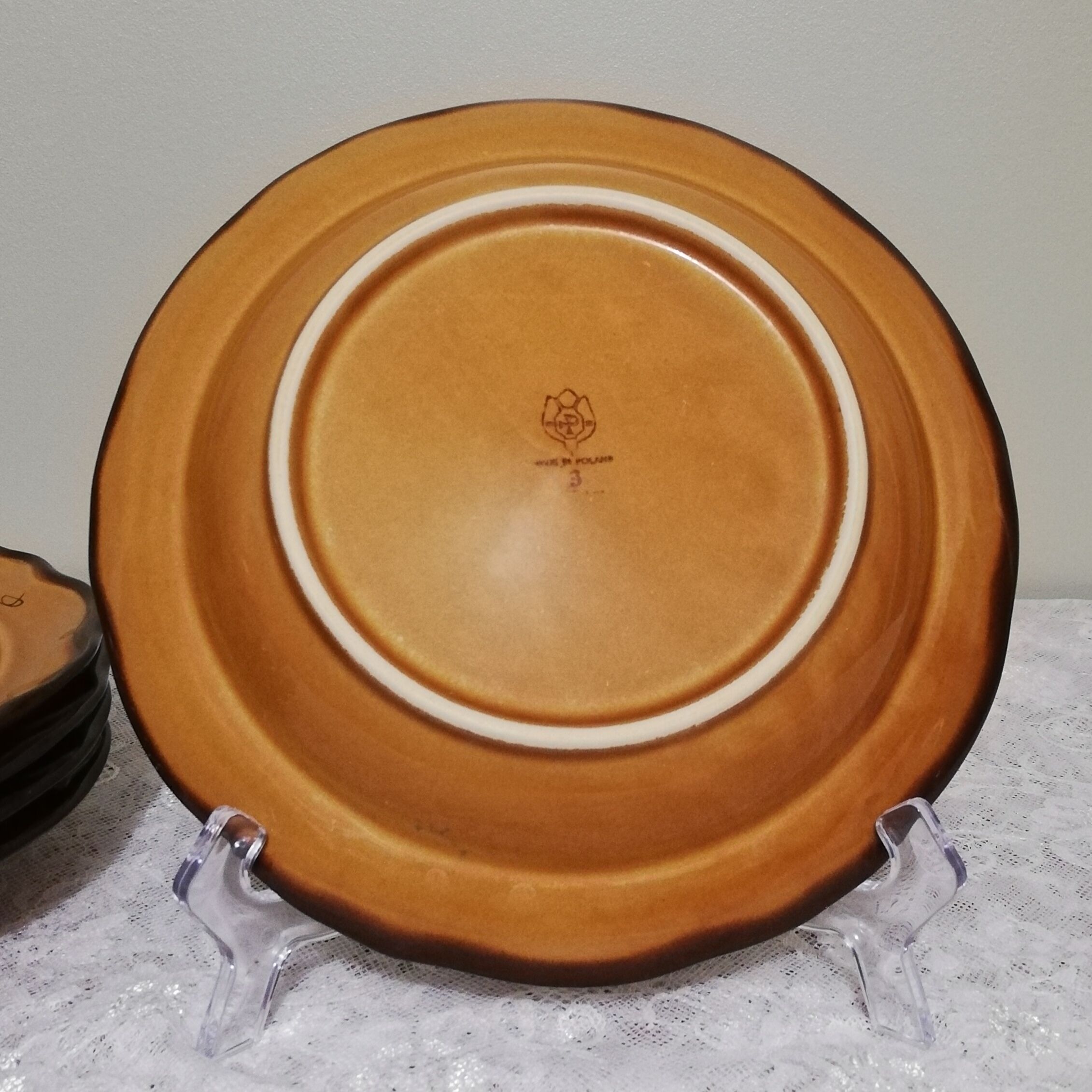 Set of 5 hollow plates in polish ceramic