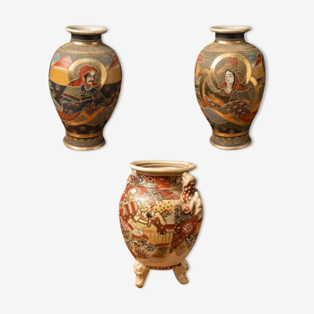 Ensemble de 3 vases peints à la main d’Asie