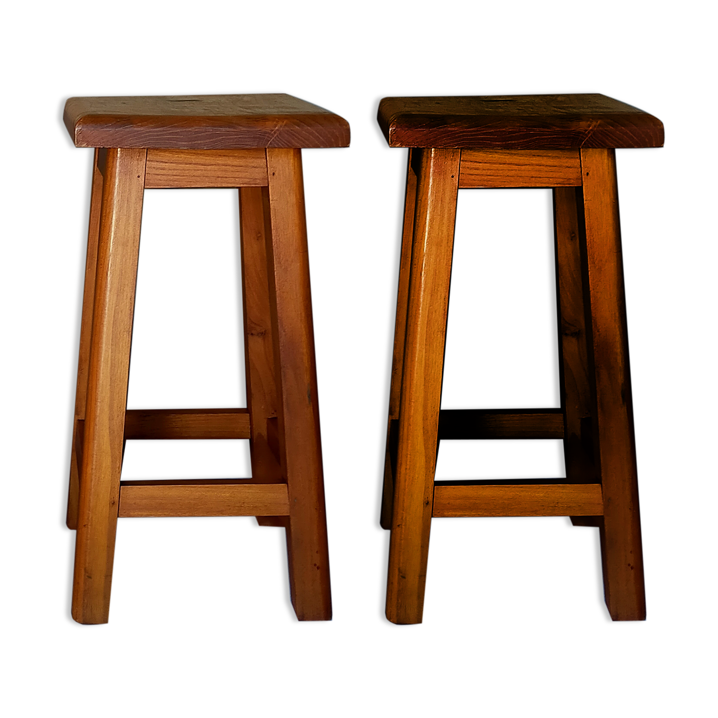 Paire de tabourets d'ébéniste en bois fruitier massif années 50