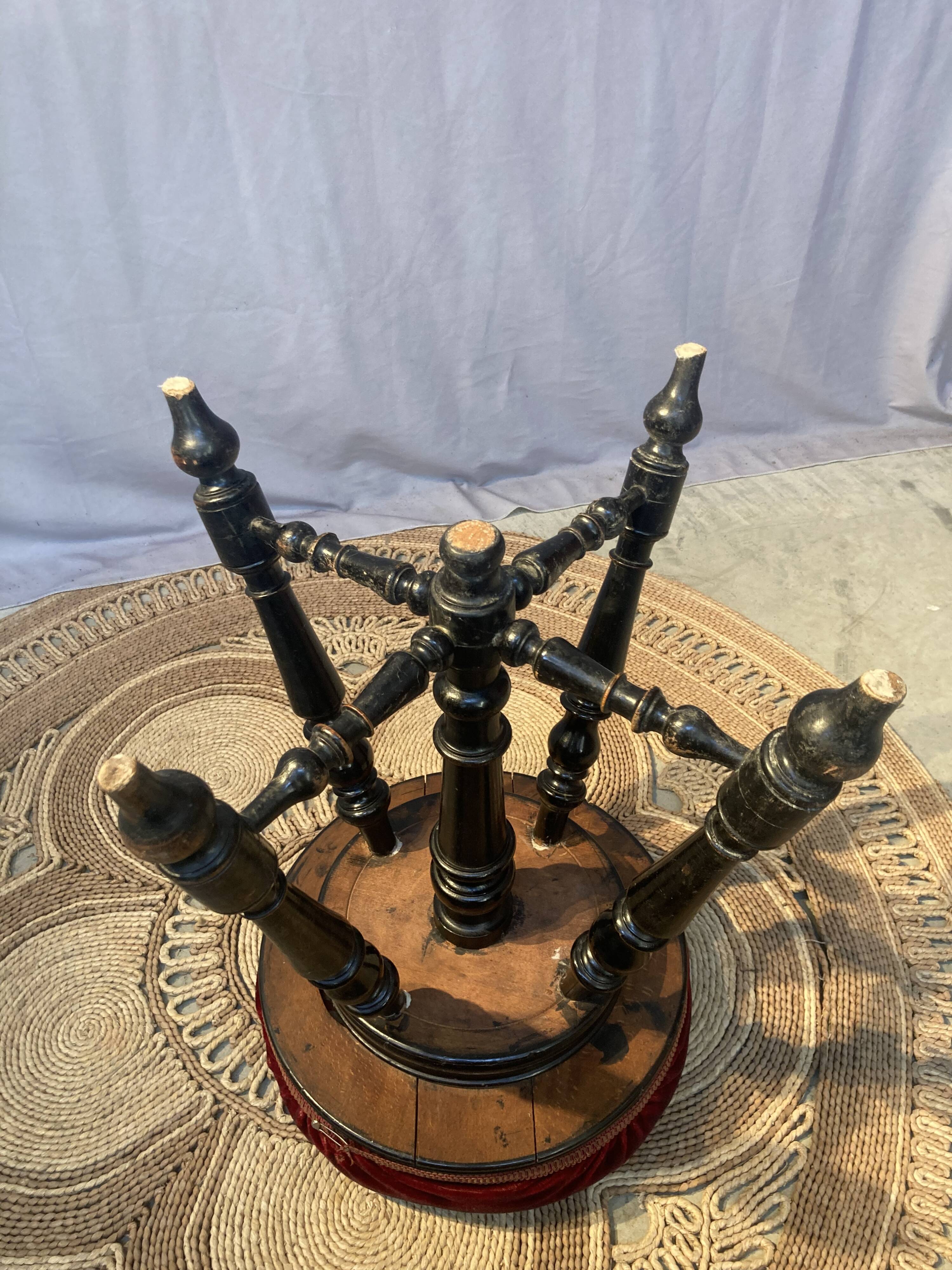 Blackened wooden piano stool Napoleon lll style