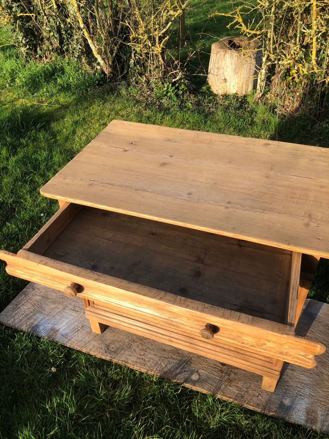 Vintage chest of drawers