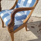 Armchair backrest rounded fish head