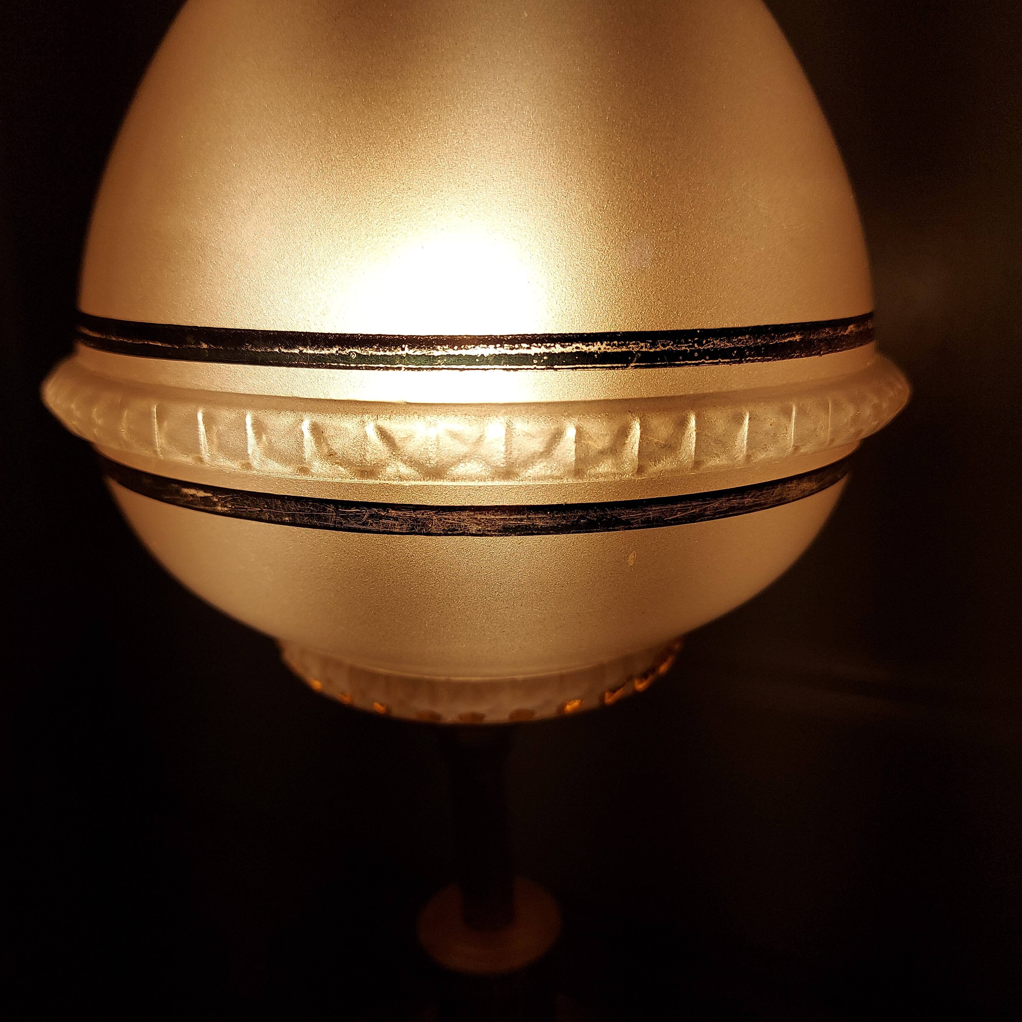 Art Déco lamp