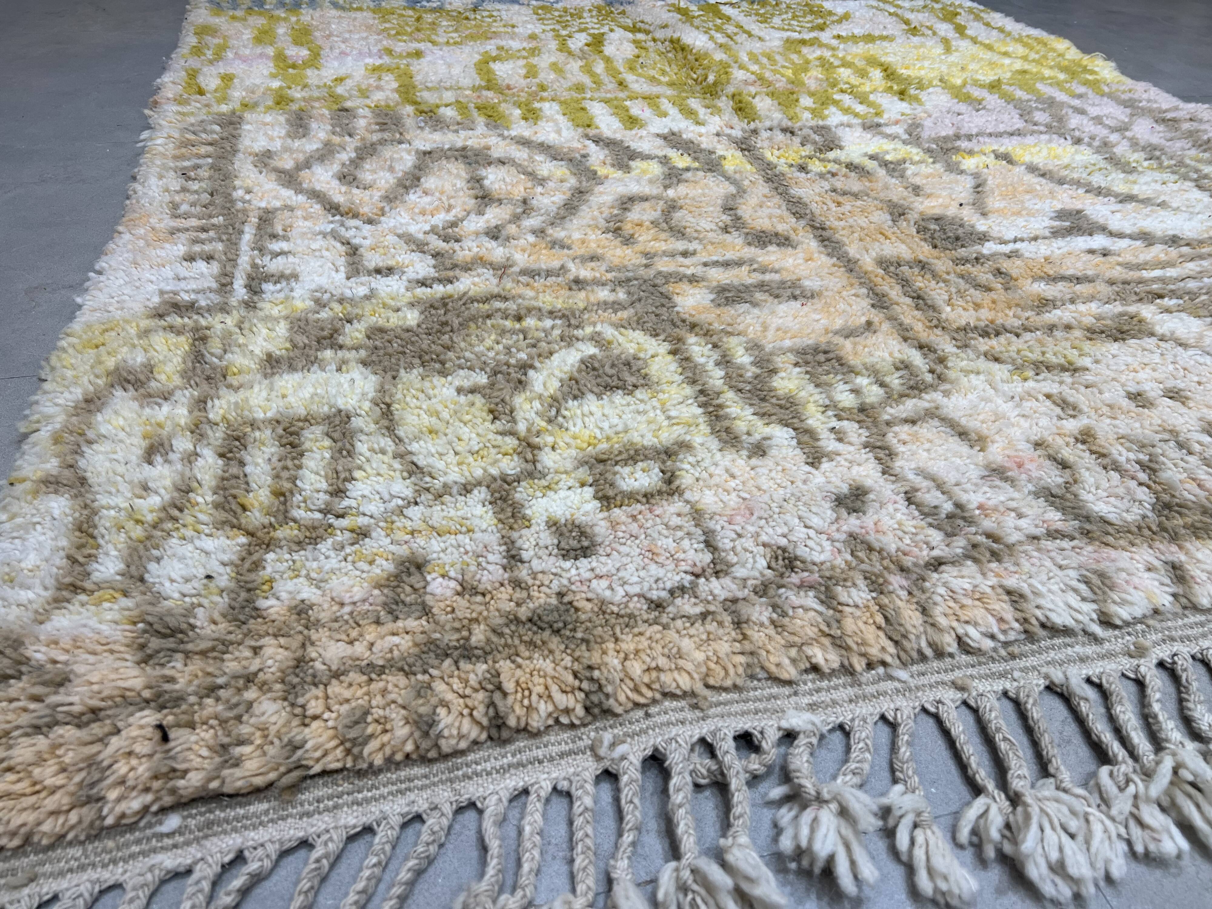 Tapis berbère abstrait