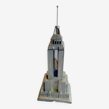 Lampe Empire State building en fonte d'aluminium