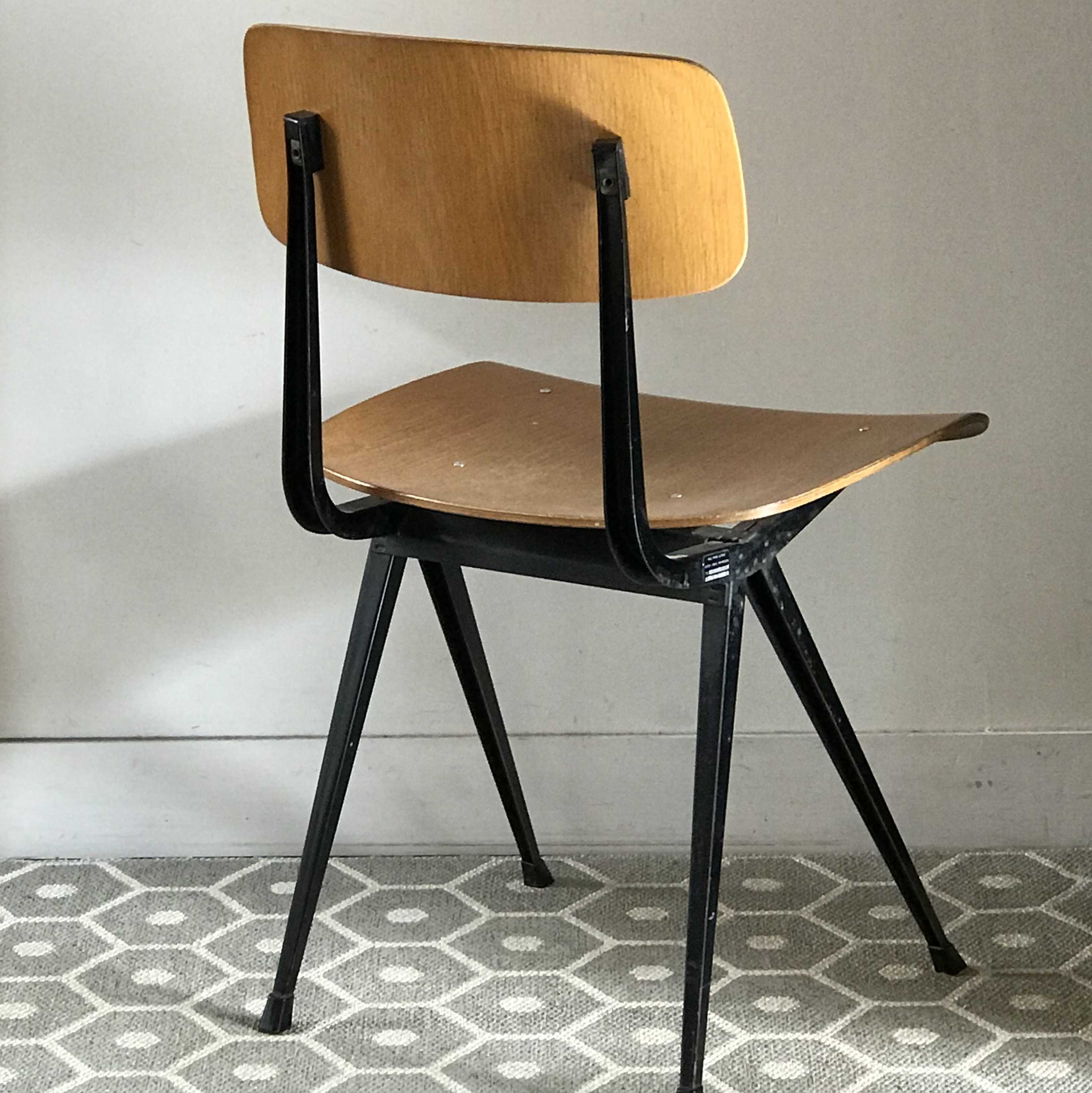 Result chair by Friso Kramer for Ahrend de Cirkel