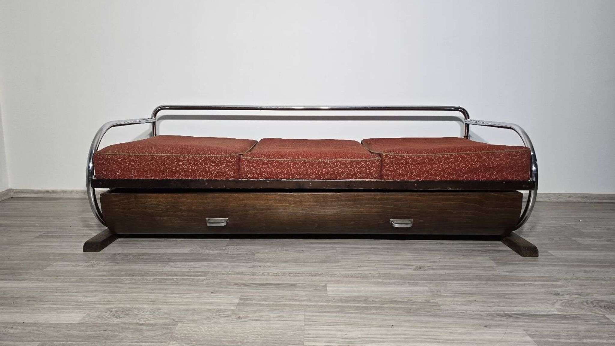 Canapé Bauhaus chromé par Robert Slezak pour les usines Slezak, années 1930