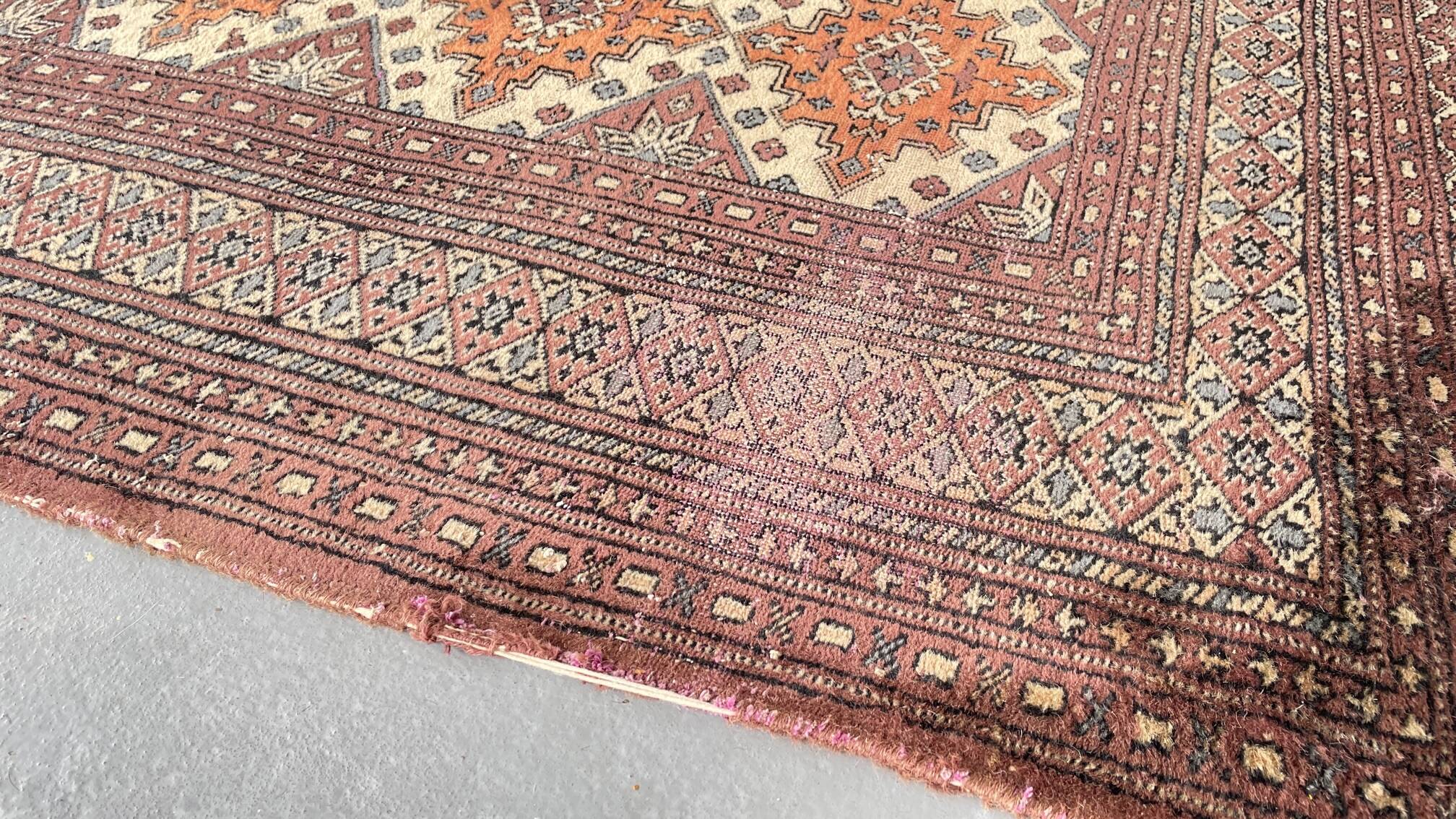 Tapis oriental pakistan gris-pourpre 196cm x 126cm