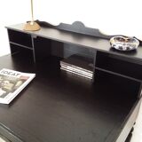Desk in black step