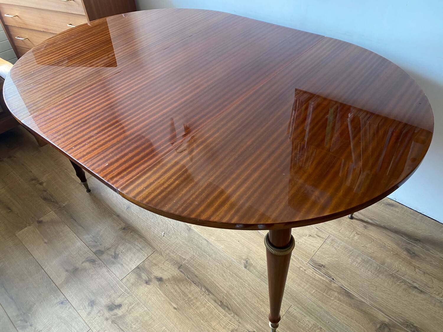 Round mahogany table with extension