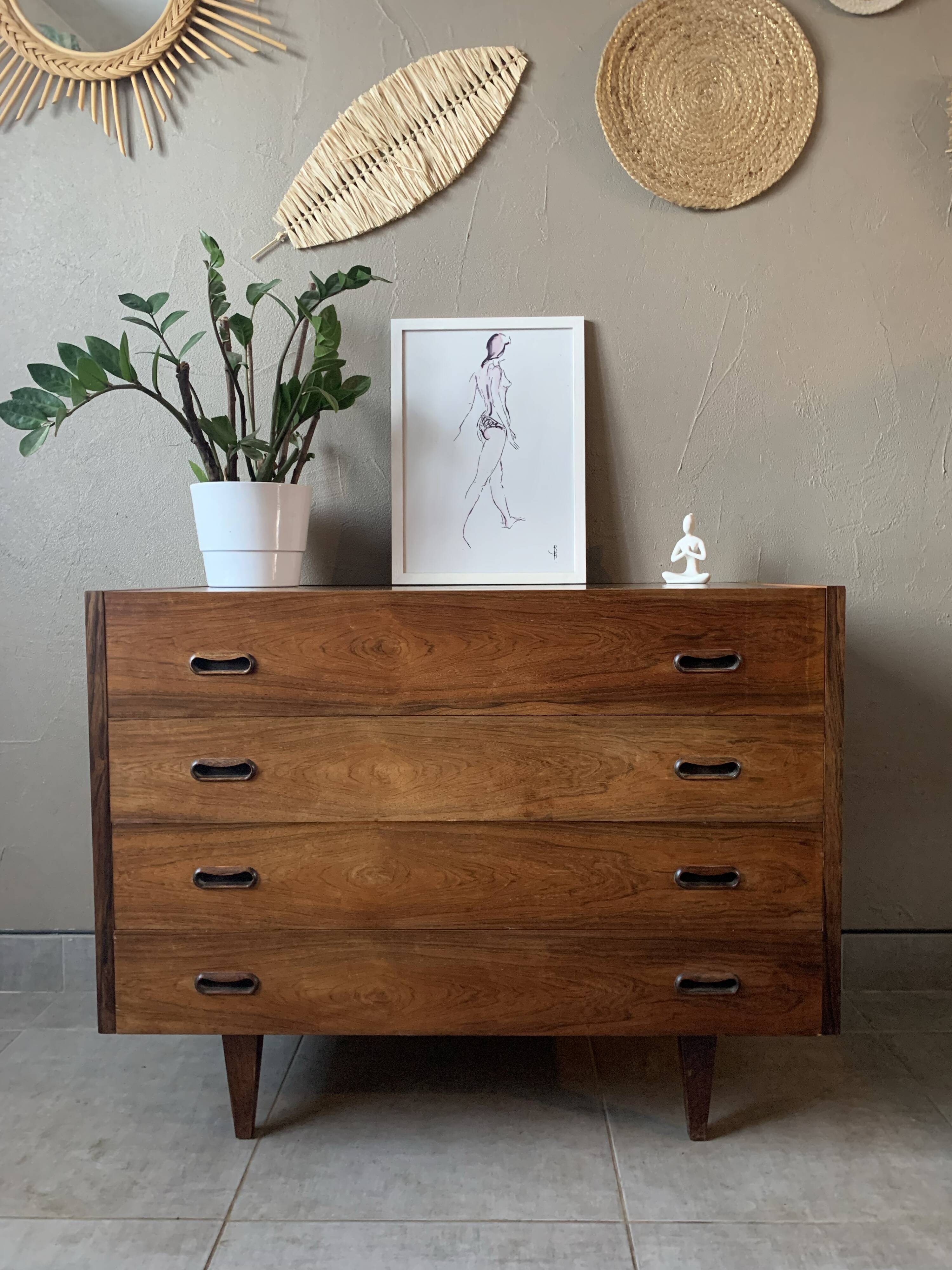 Vintage Scandinavian dressing table/dresser from the 60s in rosewood