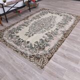Brown & beige vintage rug 173x253cm