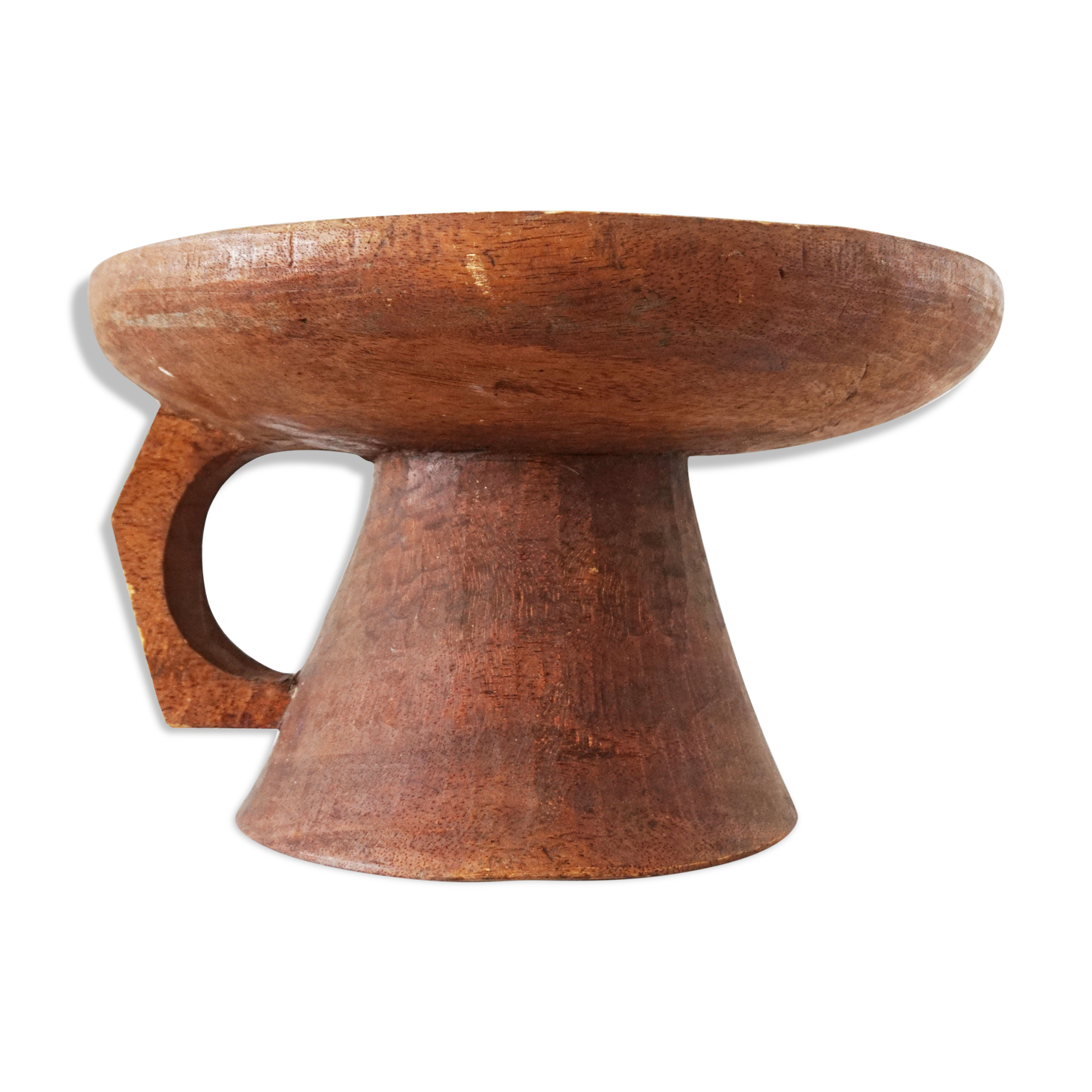 Brutalist cup in solid wood