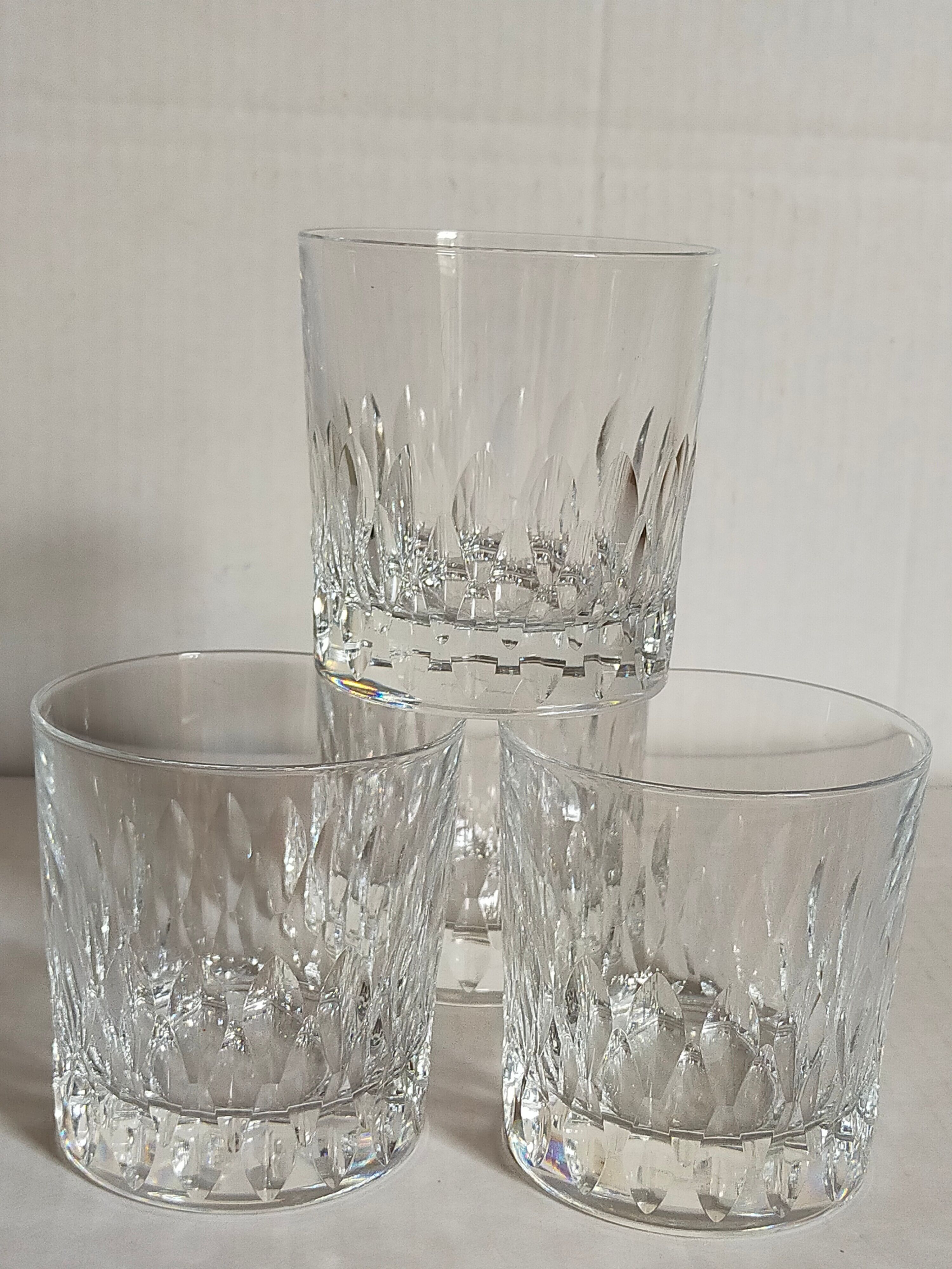 Quatre verres gobelets à whisky en cristal d'Arques vintages
